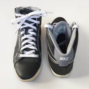 2009 Nike Court Tradition LT Mid Womens Sneakers Shoes